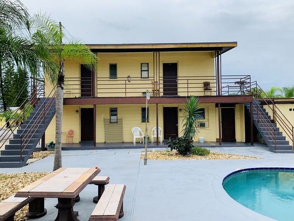 THE ST. PETE BEACH VILLAS (14-UNIT APARTMENT COMPLEX)- SELLER FINANCING AVAILABLE! : 550 Corey Ave, St Pete Beach, FL 33706